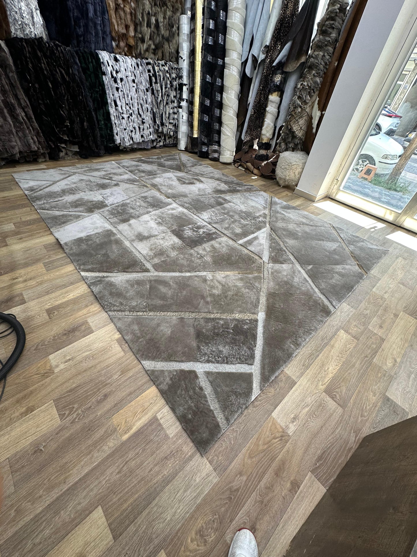 Premium Natural Beige Genuine Lambskin Area Rug Custom Sheepskin Floor Rug