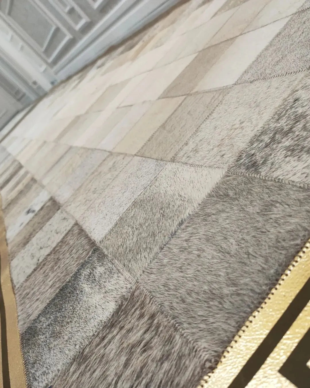 Modern Designed Gray and Cream Cowhide Runner Rug, Natural Cowhide Patchwork Runner Rug, Luxury Runner Rug for Hallway