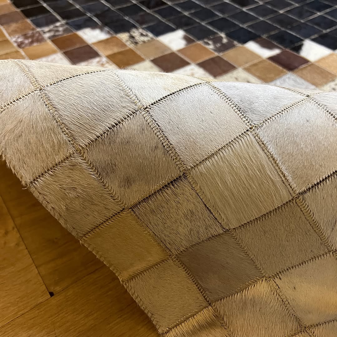 100% Genuine Cowhide Area Rug, Tricolour Cowhide Patchwork Rug, Modern Rug for Bedroom Room (Copy)