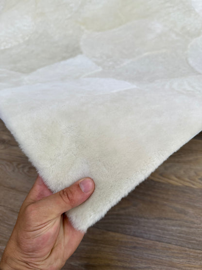 Handmade Natural Bej Lambakin FurRug, 100% Handmade Shaggy Sheepskin Carpet