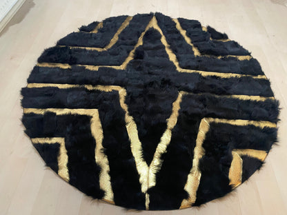 Black Gold Round Sheepskin Modern Area Rug, Natural Fur Rug