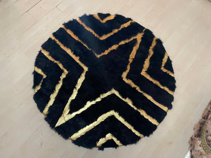 Black Gold Round Sheepskin Modern Area Rug, Natural Fur Rug