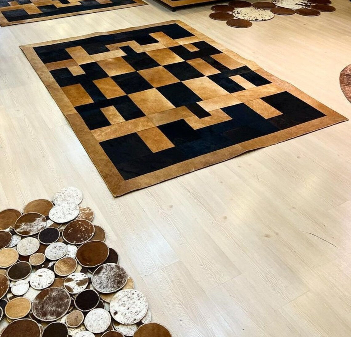 Brown And Black Handmade Real Cowhide 4x4 Area Rug , Non Slip Carpet