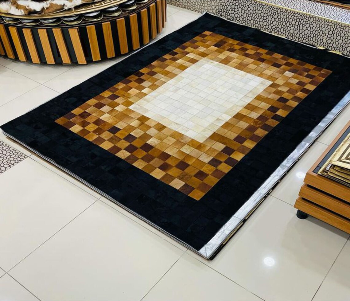 Elegant Modern Tricolor Real Cowhide Living Room Rug , Handmade Carpet