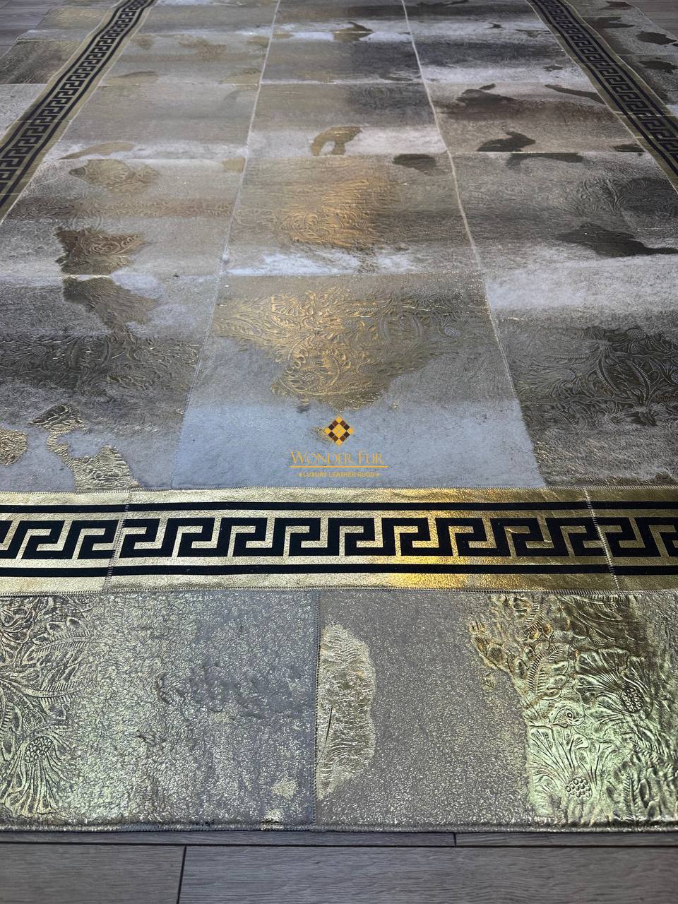 Genuine Gold Sheepskin Customize Bedroom Rug , Handmade Non Slip Rug