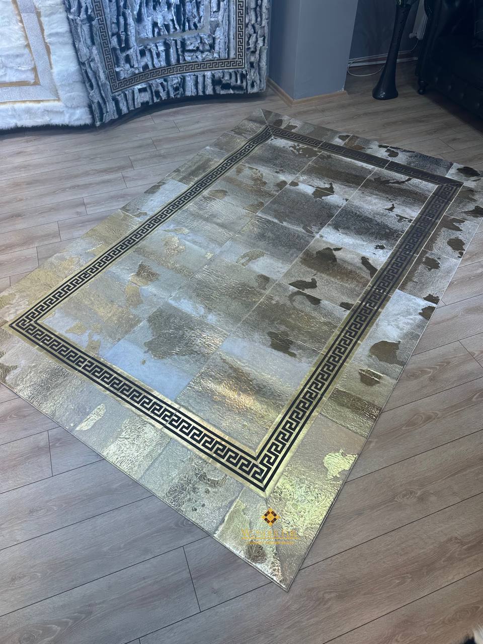 Genuine Gold Sheepskin Customize Bedroom Rug , Handmade Non Slip Rug