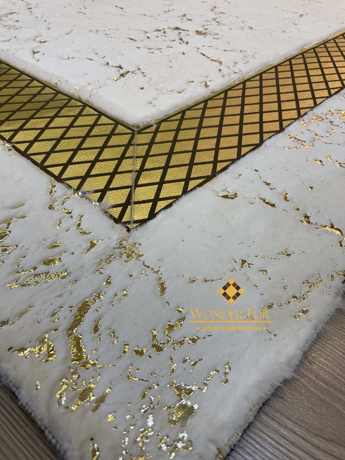 Handmade Luxury Plush White And Gold Faux Fur 8x10 Area Bedroom Carpet