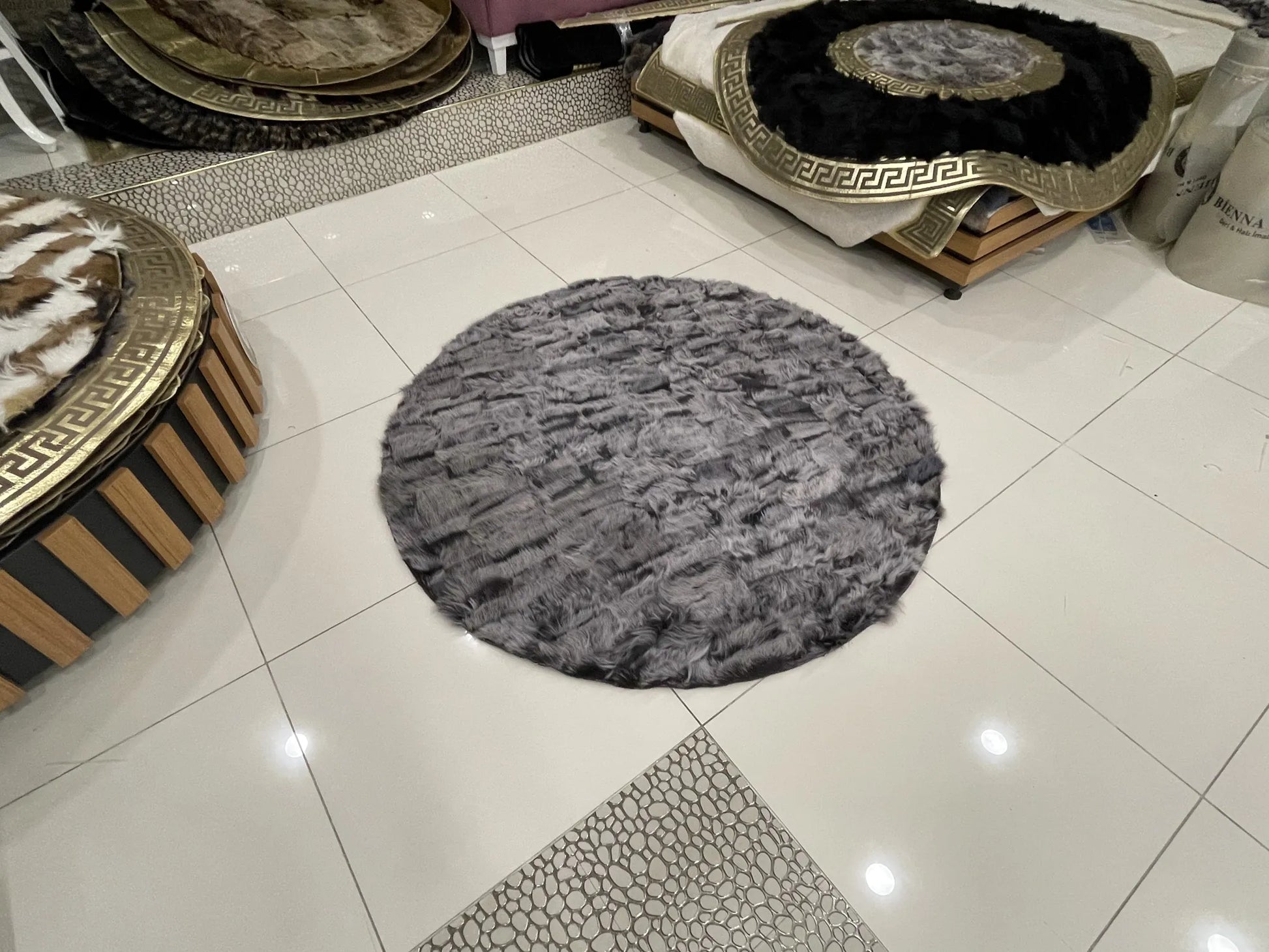 Patchwork Shaggy Handmade Gray Genuine Sheepskin Fluffy Soft Round Rug