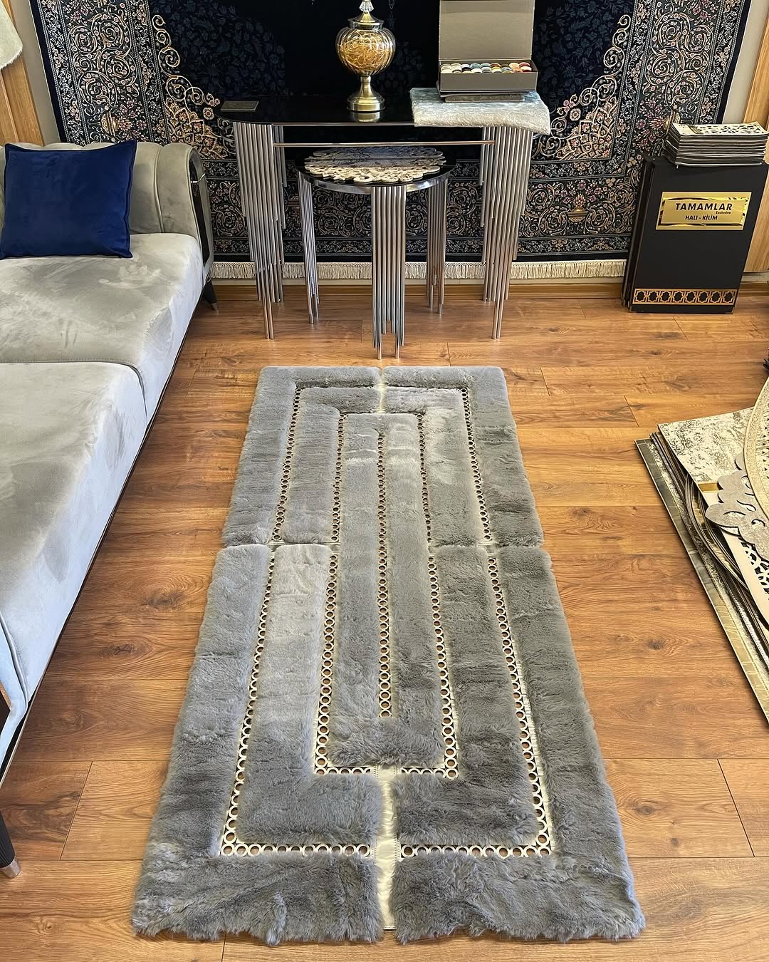 Hanmade Gray and Gold Soft Plush Faux Fur Rug, Modern Home Decor Rug