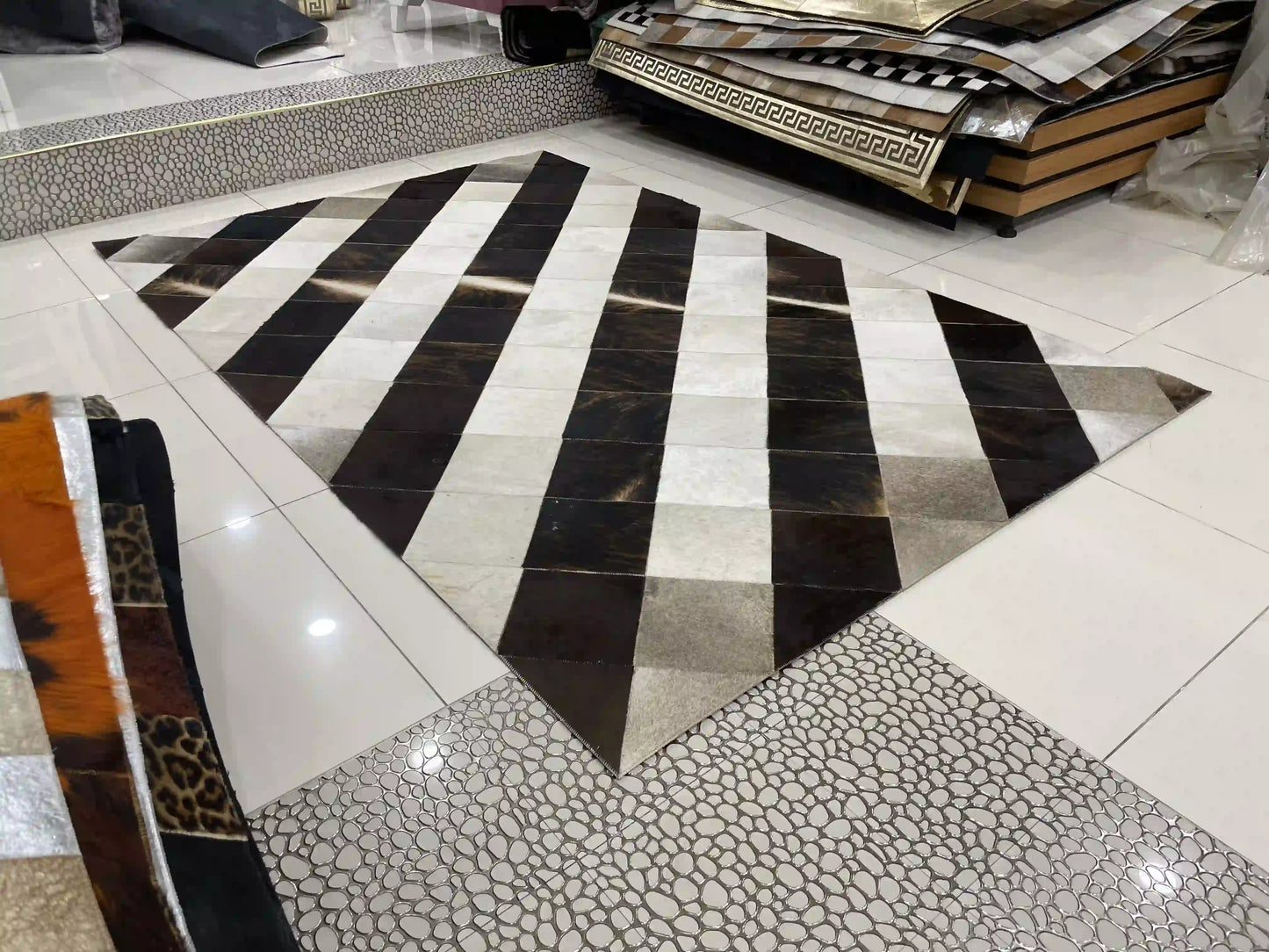 Unique Tricolor Cowhide Area Rug, 4x6 Cow Skin Carpet for Bedroom