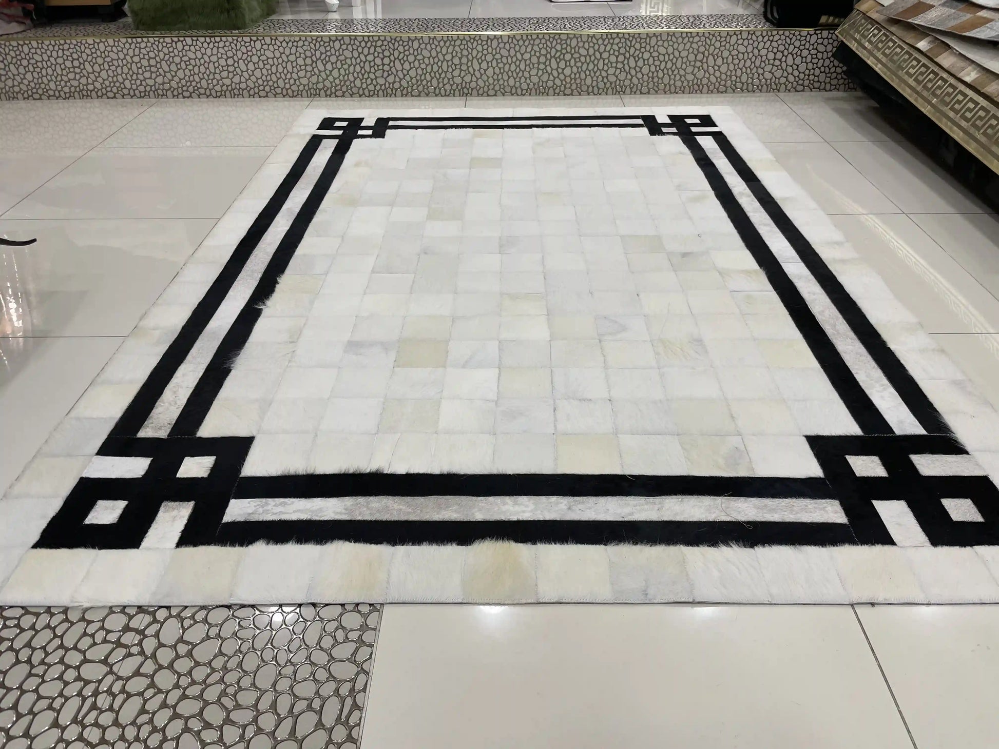 Luxury Black and White Carpet, 100% Genuine Cowhide Area Rug for Living Room, House Warming Gift