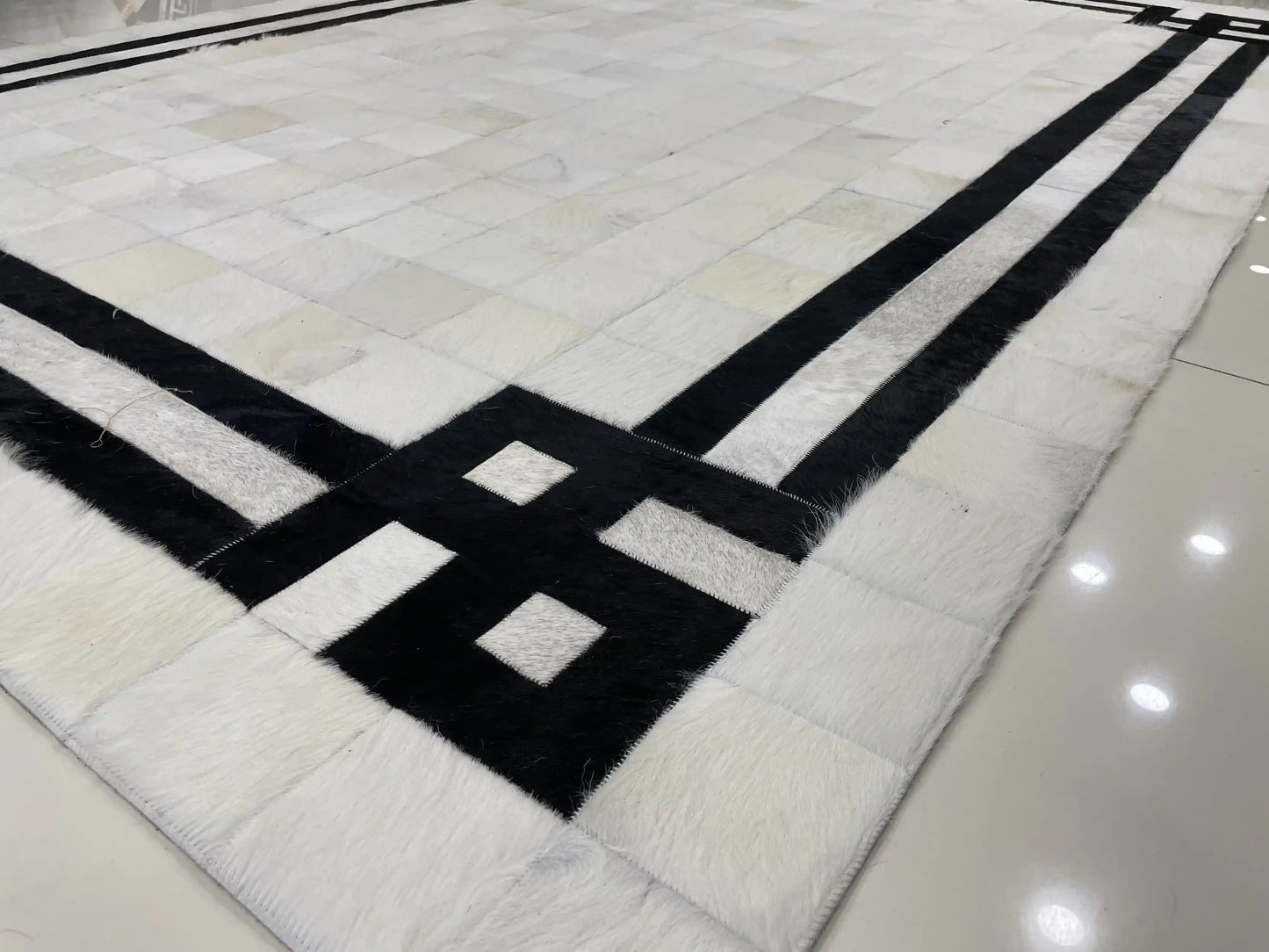 Luxury Black and White Carpet, 100% Genuine Cowhide Area Rug for Living Room, House Warming Gift