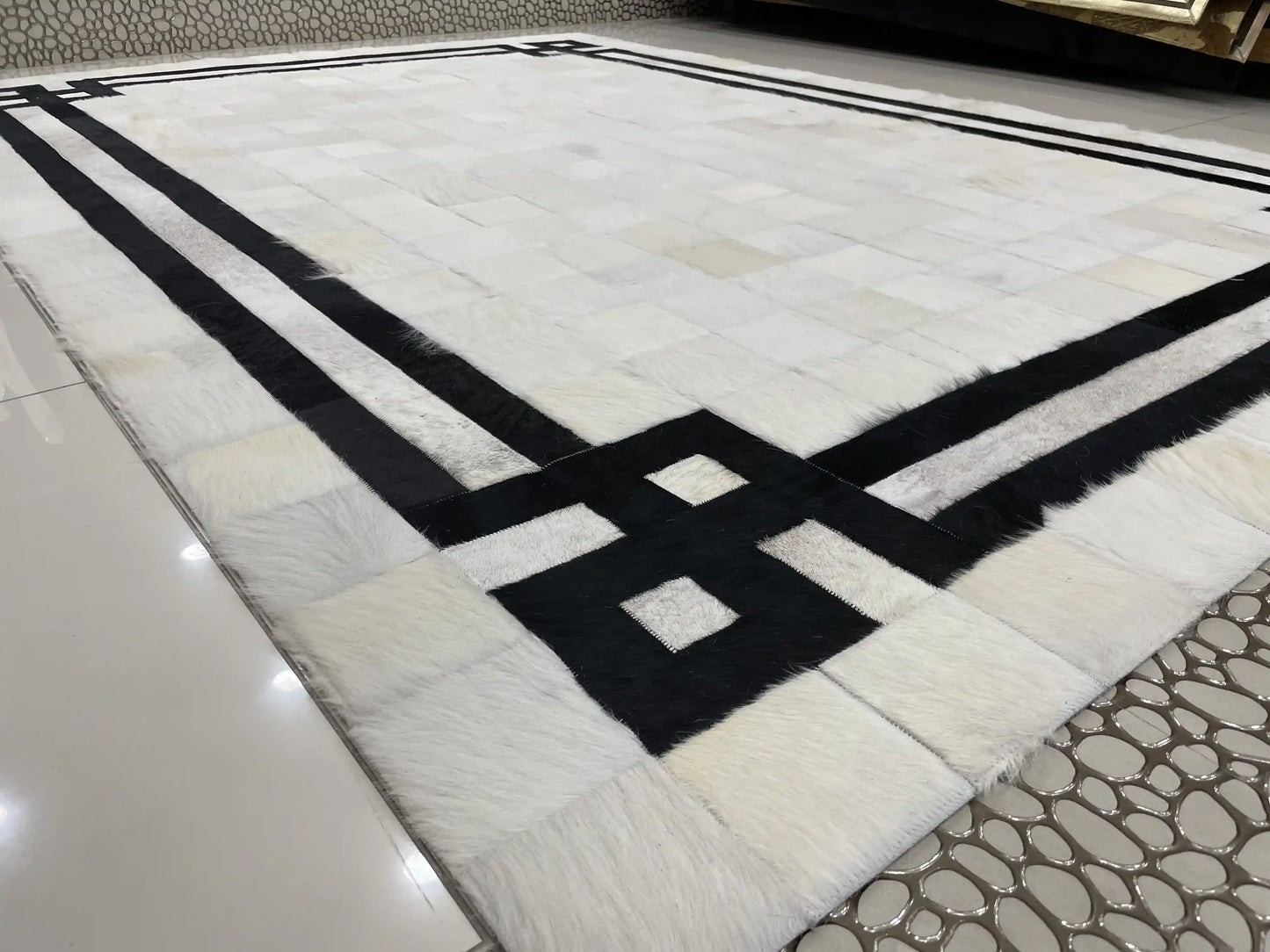 Luxury Black and White Carpet, 100% Genuine Cowhide Area Rug for Living Room, House Warming Gift