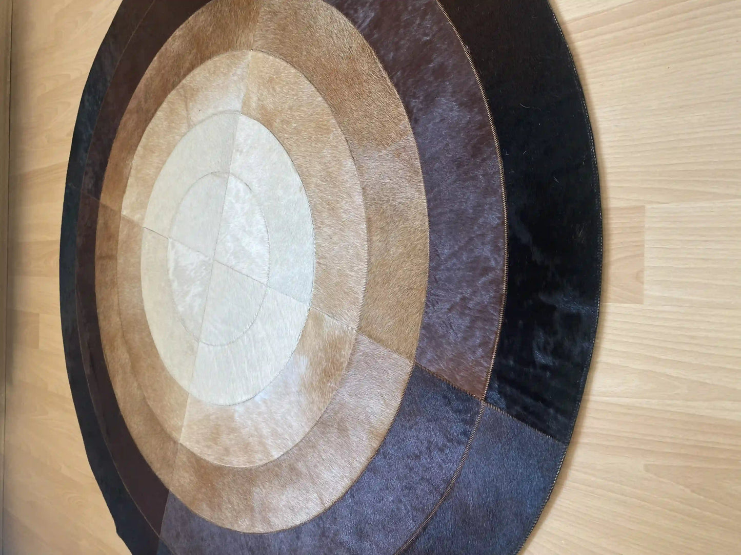 Brown and Cream Round Cowhide Rug, Round Rug for Kitchen, Natural Handmade Cow Skin Carpet, Housewarming Gift