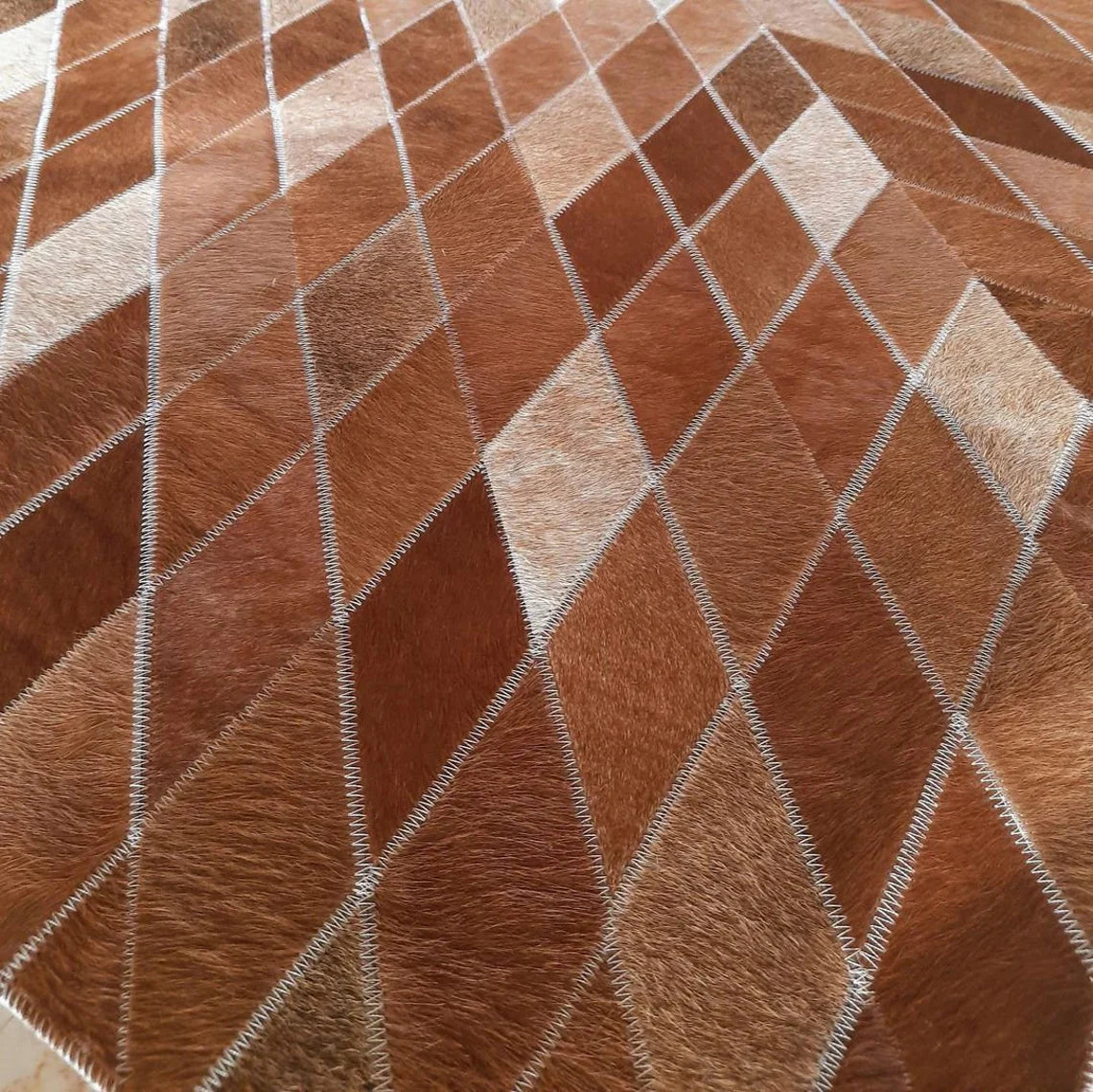 Luxury Decorative Multicolor Genuine Cowhide Bedroom Leather 5x7 Rug