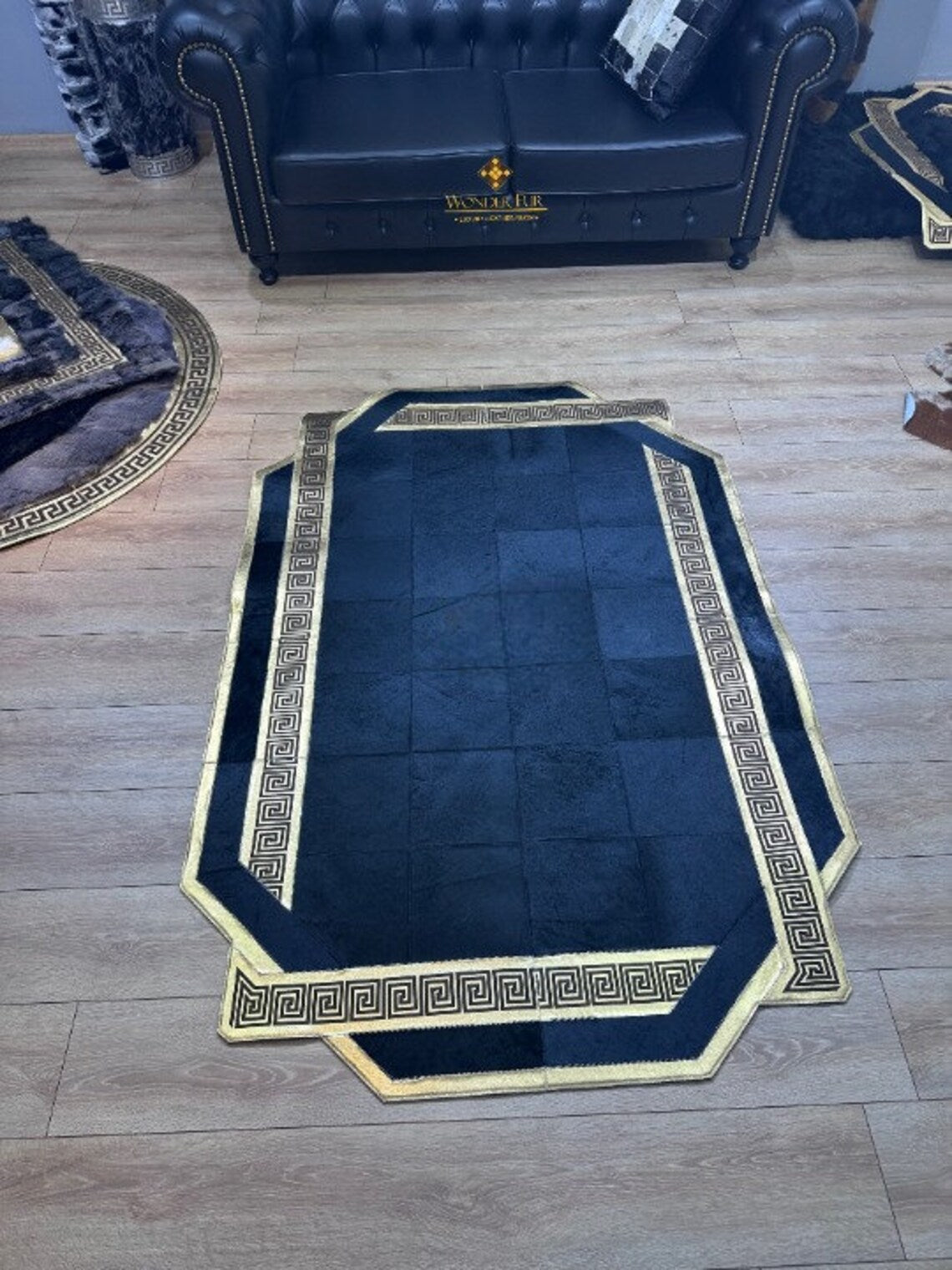 Luxury Handmade Black And Gold Real Cowhide Office Rug , Modern Carpet