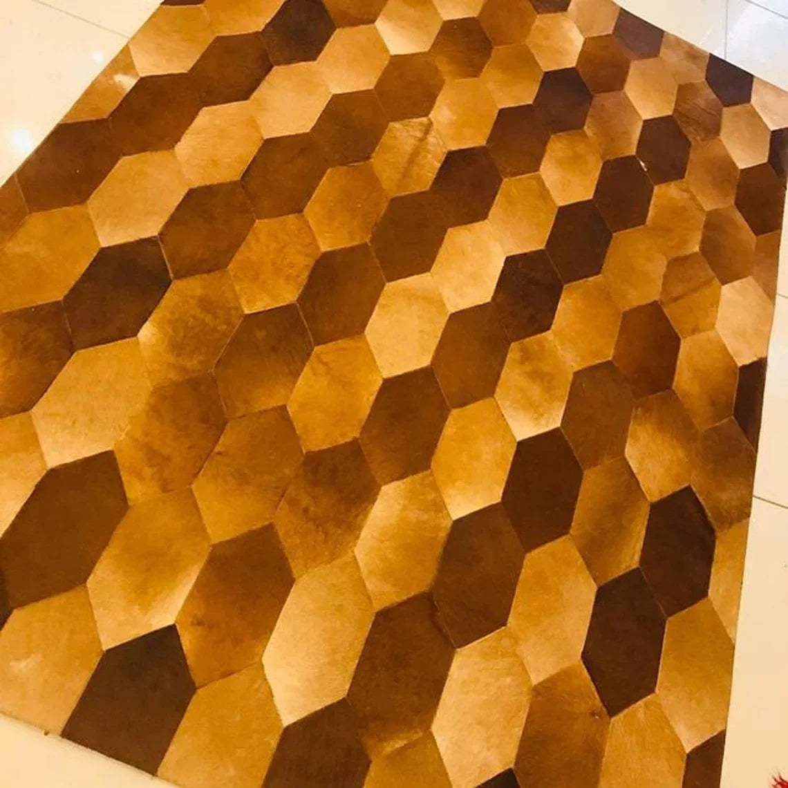 Luxury Handmade Brown Natural Cowhide Area Rug , Patchwork Home Decor