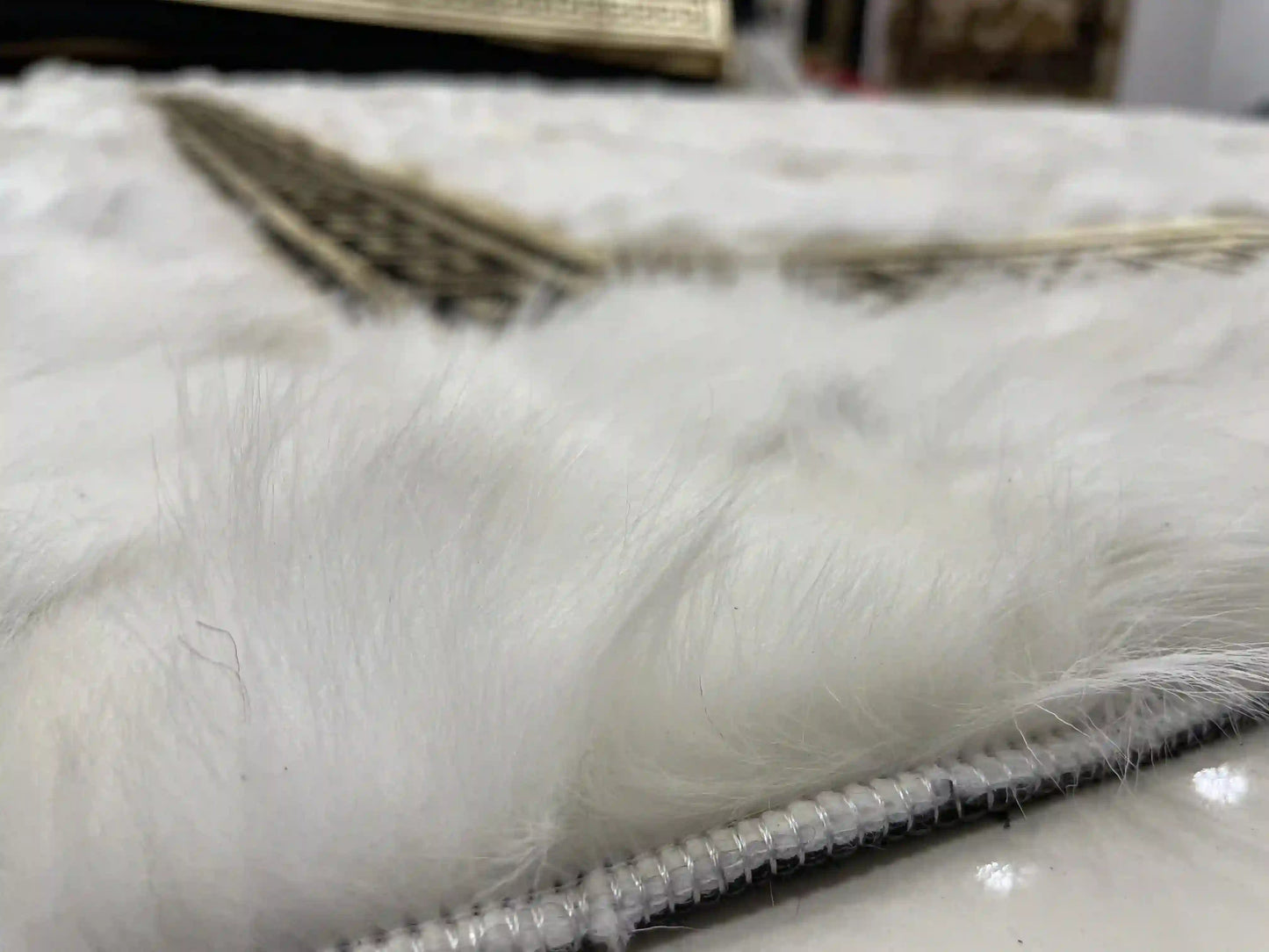 Luxury Handmade White Gold Natural Sheepskin 6x8 Living Room Soft Rug