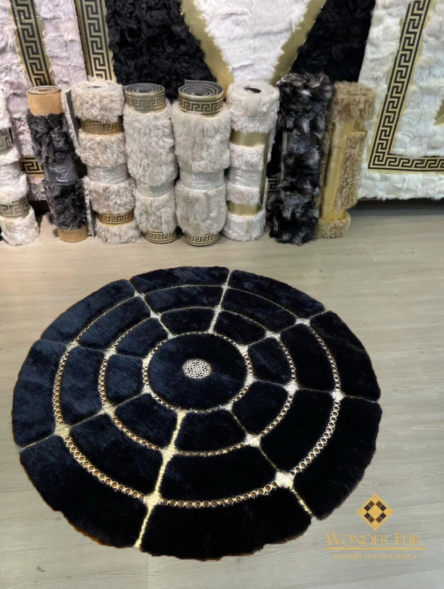 Luxury Black Gold  Geometric Plush Faux Fur Bedroom Round Carpet
