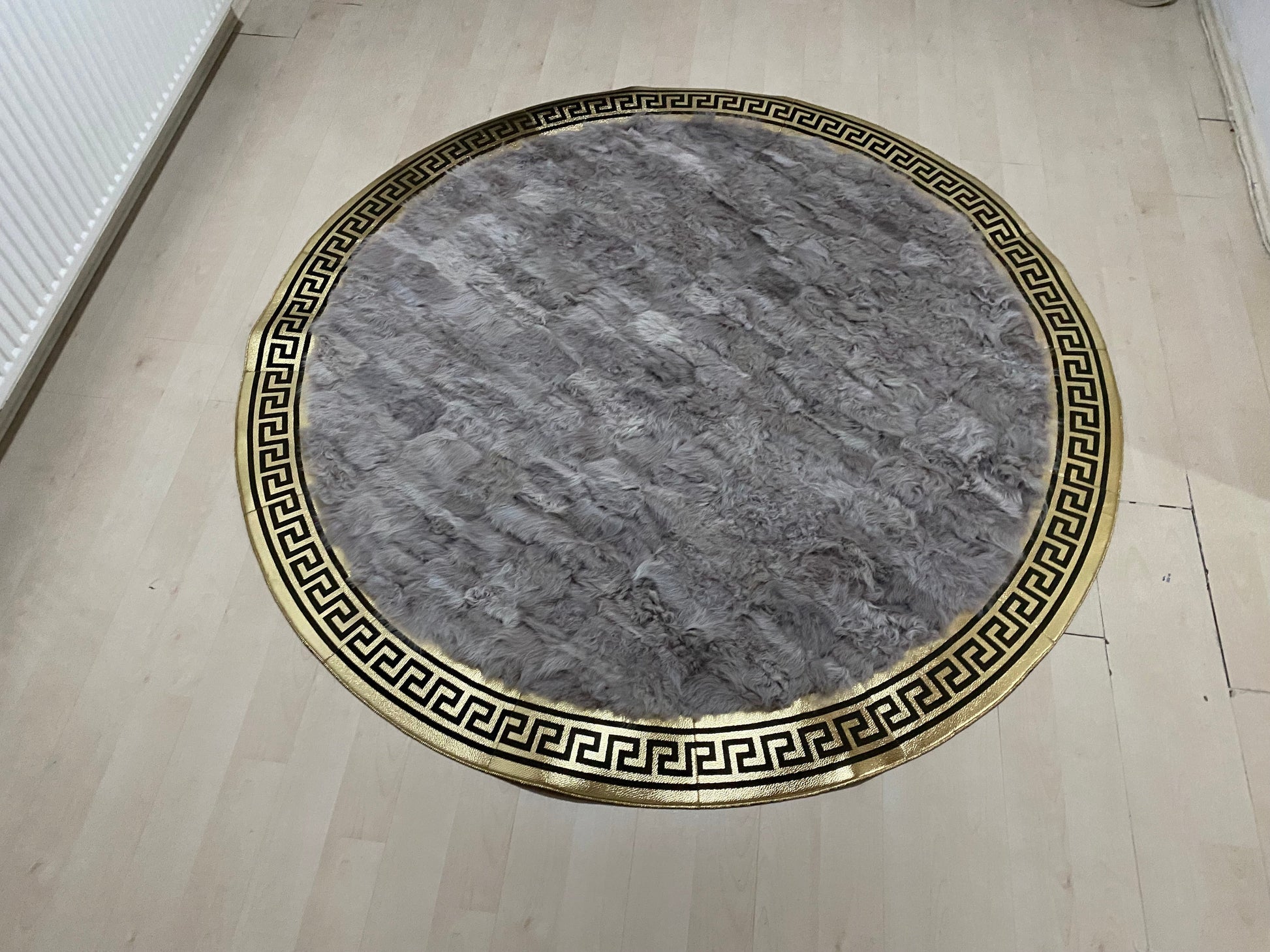 Decorative Handmade Gray And Gold Genuine Sheepskin Office Soft Carpet