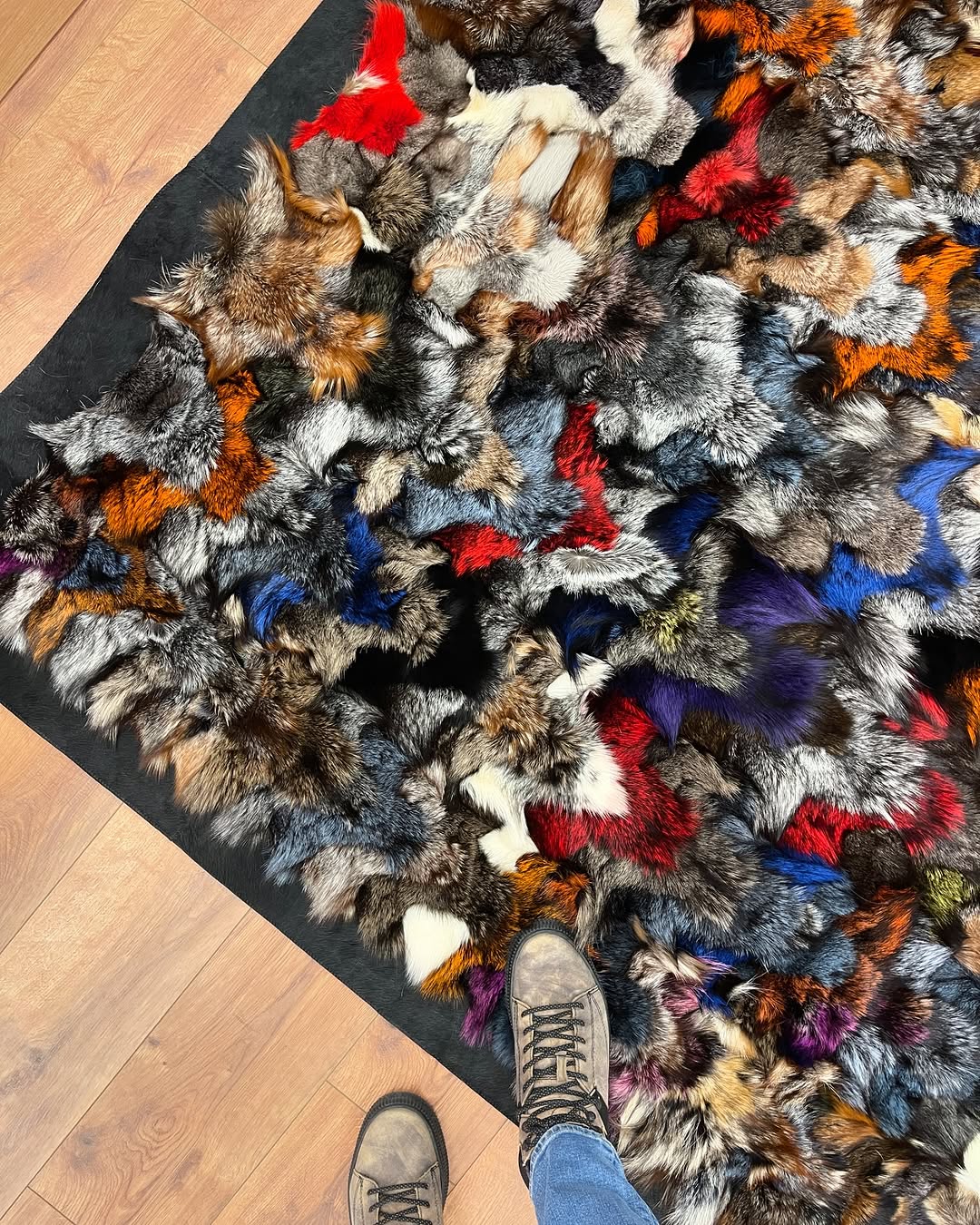 Natural Multicolor Genuine Fluffy Fox Fur Area Rug, Western Decoration