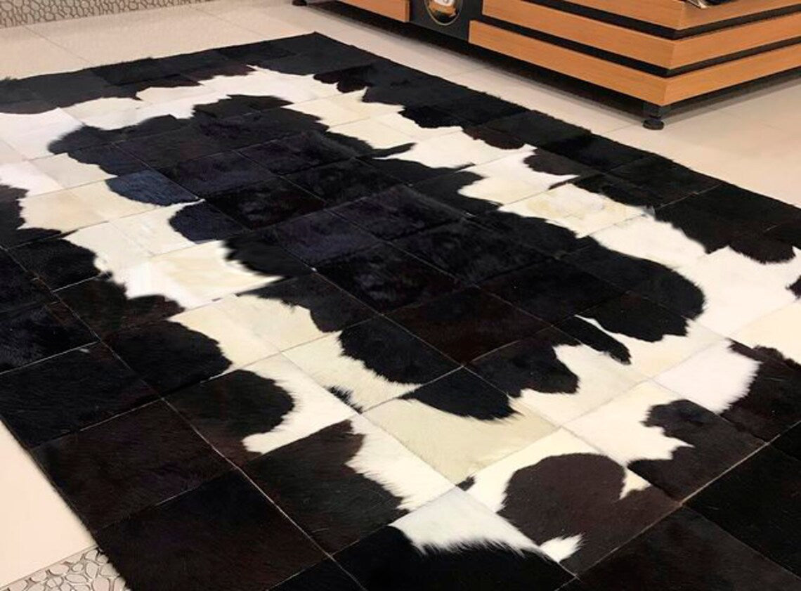 Patchwork Decorative Black And White Organic Cowhide 5x7 Area Carpet