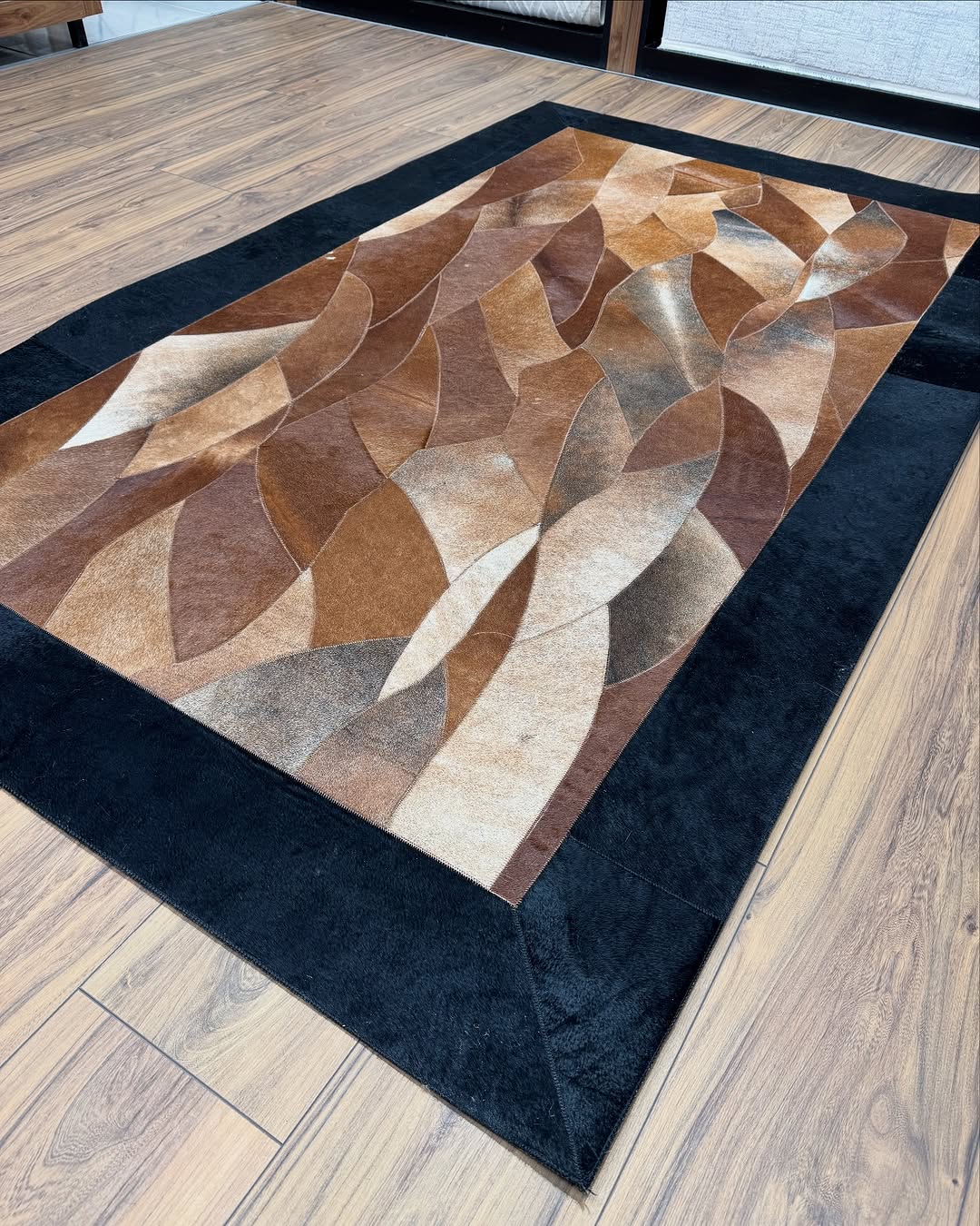 100% Genuine Cowhide Area Rug, Brown Black Cowhide Patchwork Rug, Modern Rug for Bedroom Room