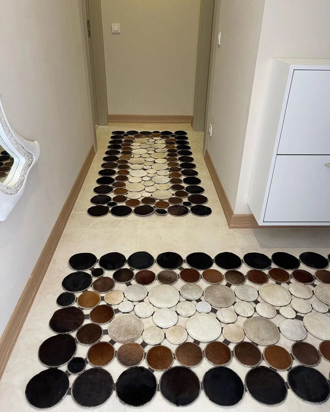 Brown and Cream Cowhide Runner Rug, Natural Cow Skin Runner Carpet, Patchwork Rug for Decoration