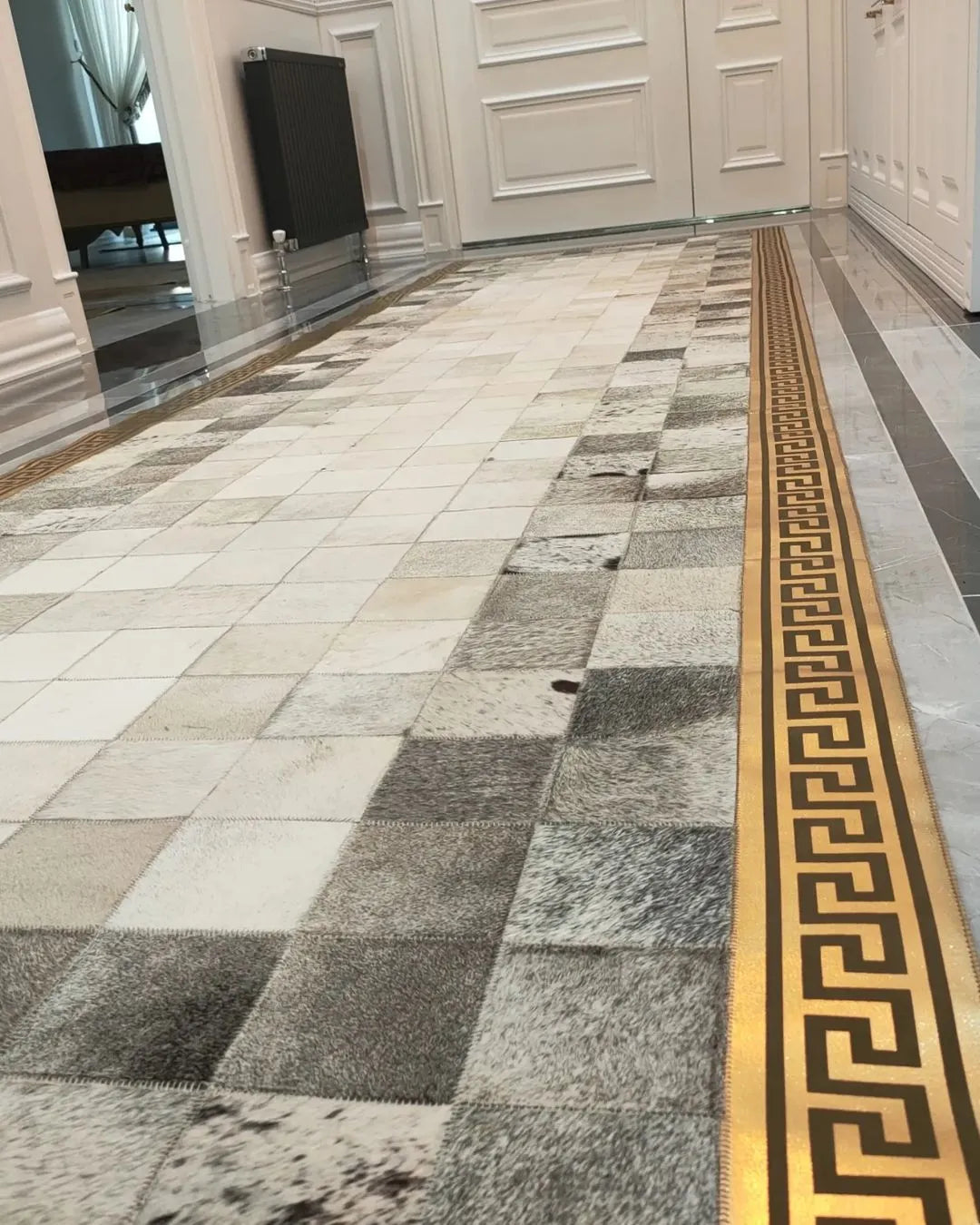 Modern Designed Gray and Cream Cowhide Runner Rug, Natural Cowhide Patchwork Runner Rug, Luxury Runner Rug for Hallway