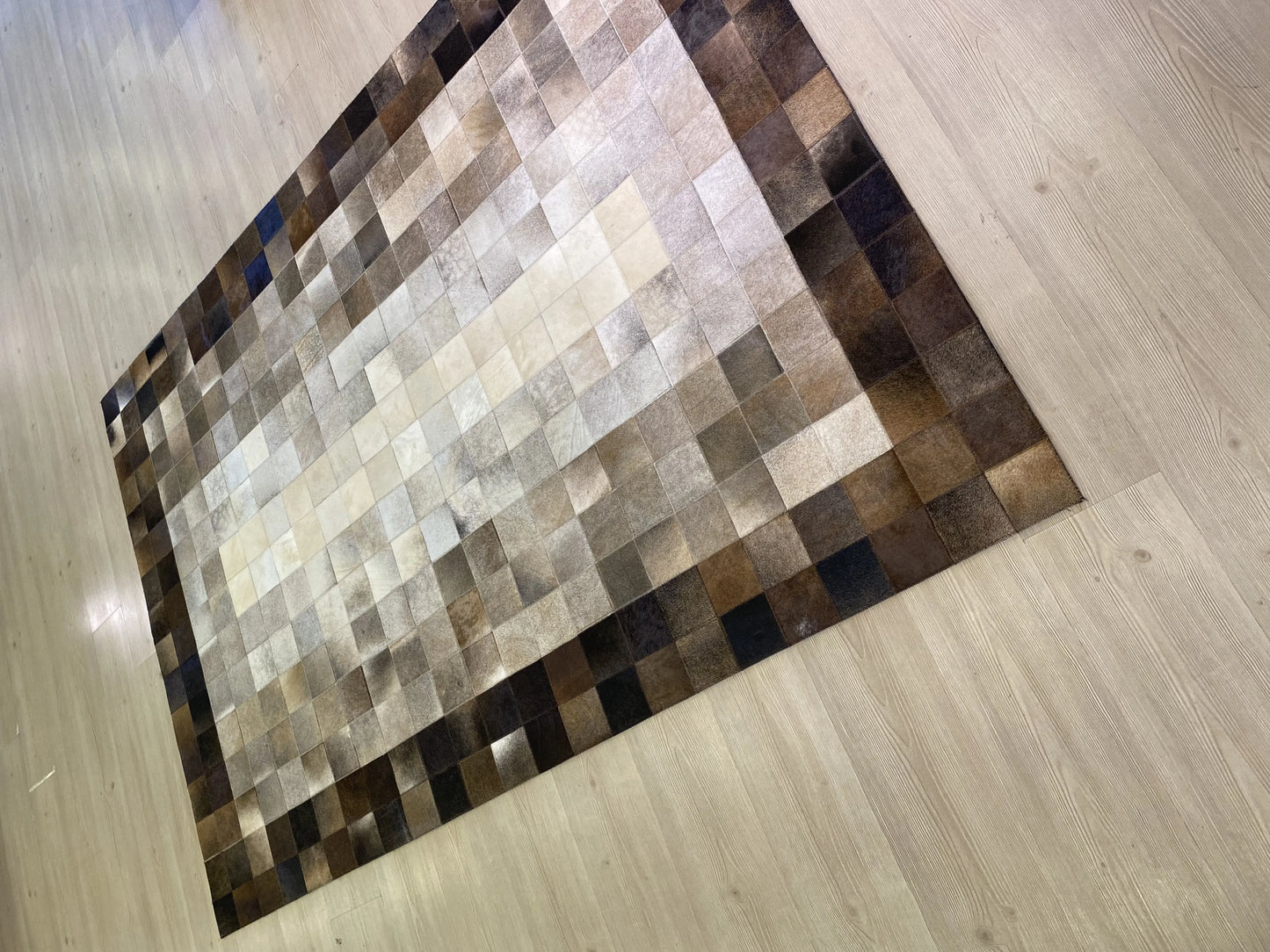 Tricolor Natural Handmade Cowhide Area Rug for Living Room