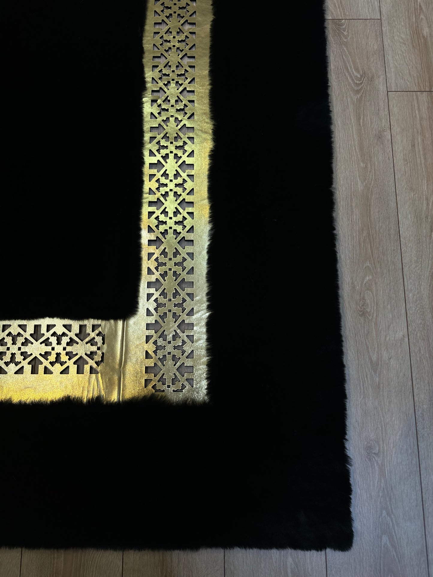 Unique Modern Handmade Black Gold Faux Fur Living Room Rug ,Fluffy Soft Rug