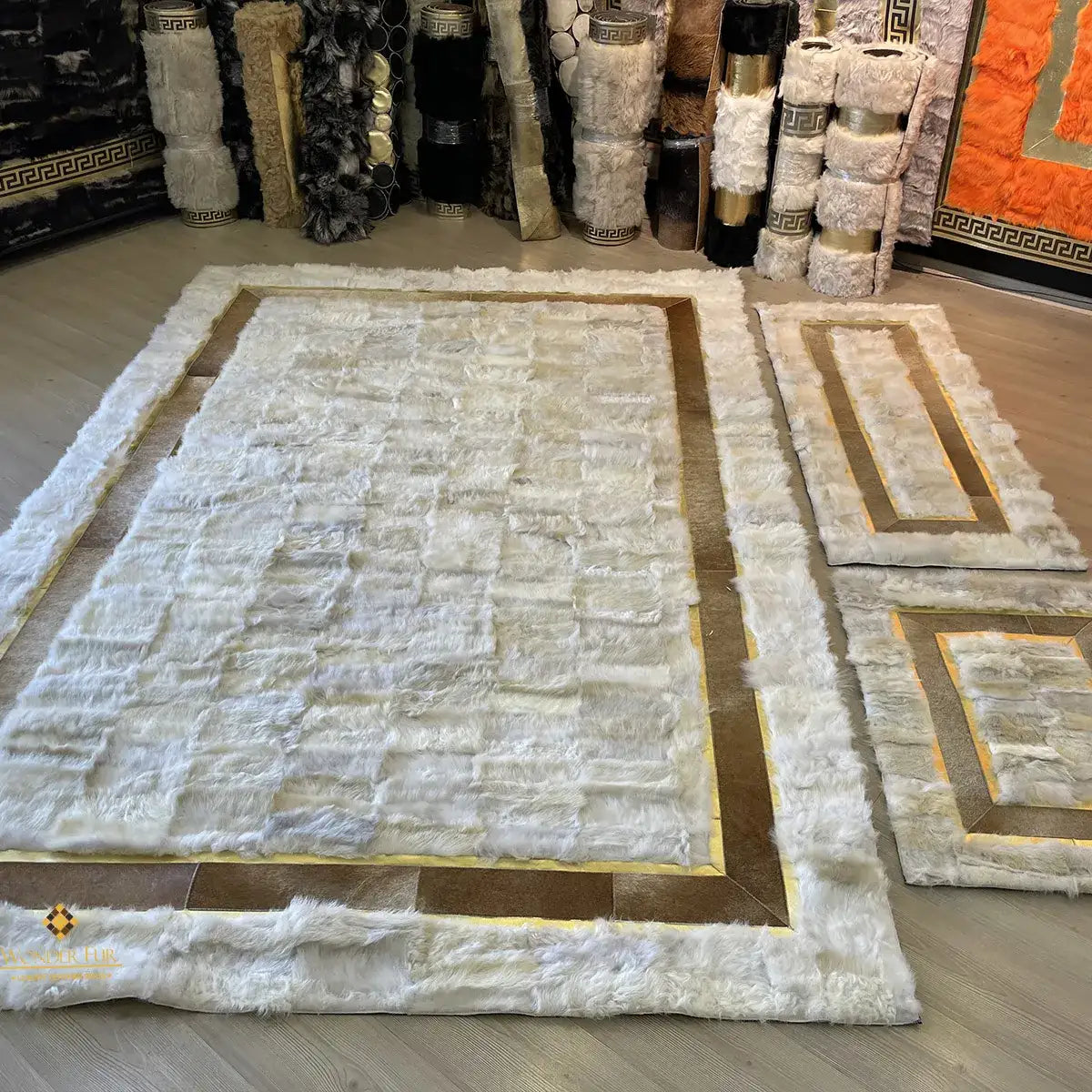 White Sheepskin with Brown Cowhide Sides Area Rug, Throw Wool Rug