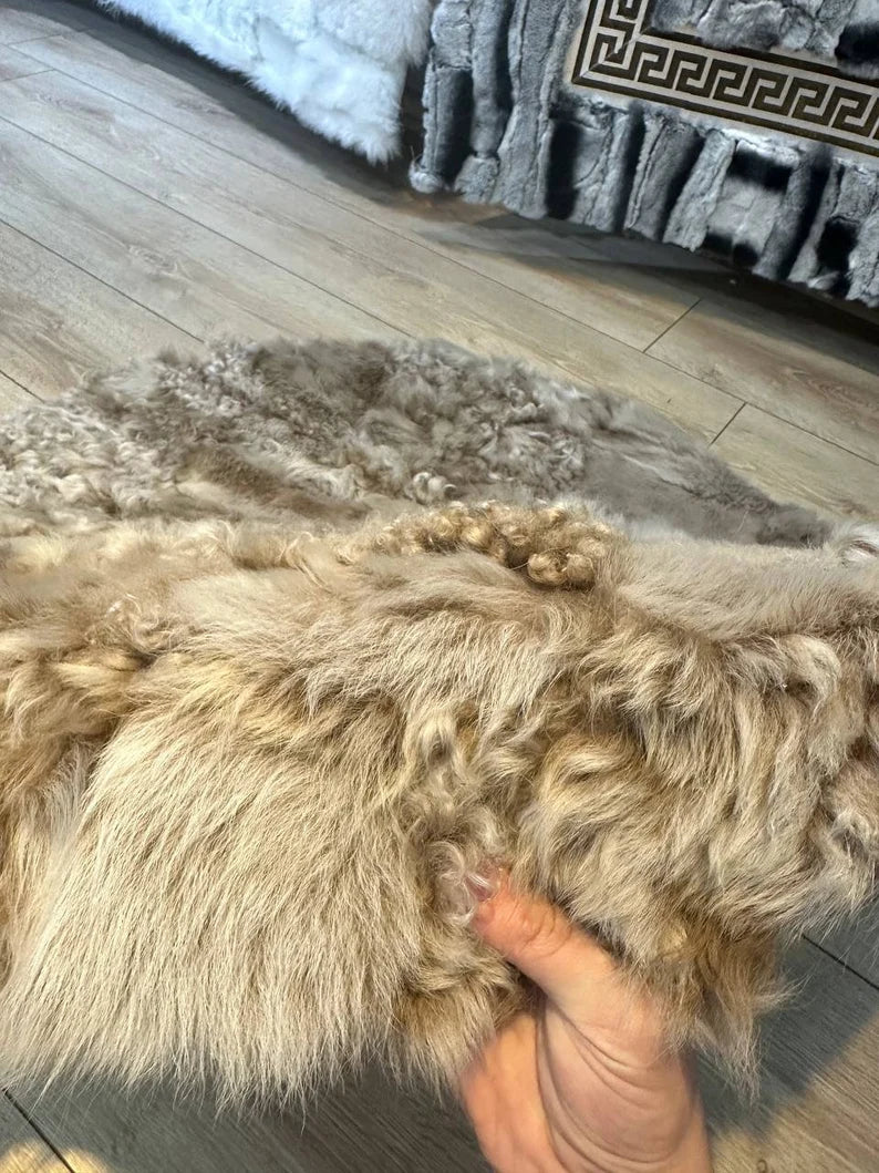 Beige 100% Genuine Sheepskin Round Rug, Handmade Fluffy Shaggy Area Rug