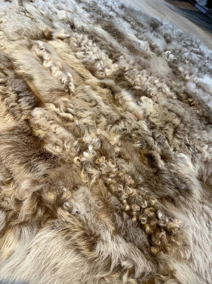 Beige 100% Genuine Sheepskin Round Rug, Handmade Fluffy Shaggy Area Rug